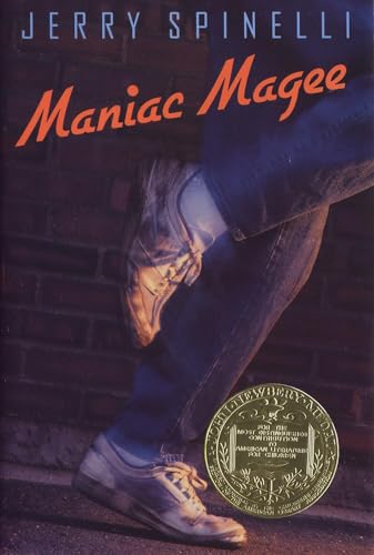 Maniac Magee (Newbery Medal Winner) (Newberry Medal Book)