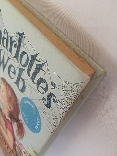 Charlotte's Web: A Newbery Honor Award Winner