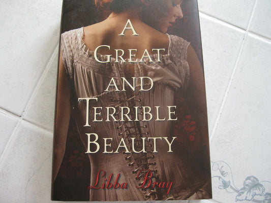 A Great and Terrible Beauty (The Gemma Doyle Trilogy)